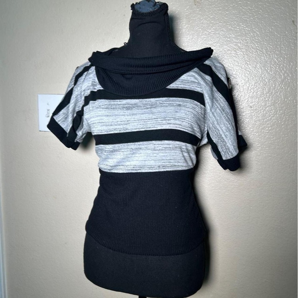 Vixen 2000s Striped Cowl Neck Y2K Top Black Gray Medium